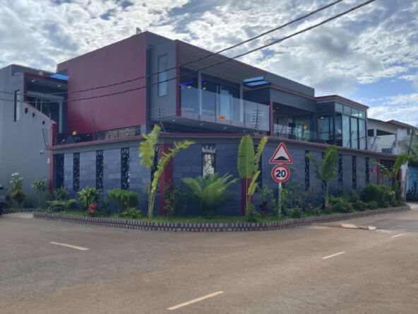 DUPLEX F10 - GRAND BASSAM